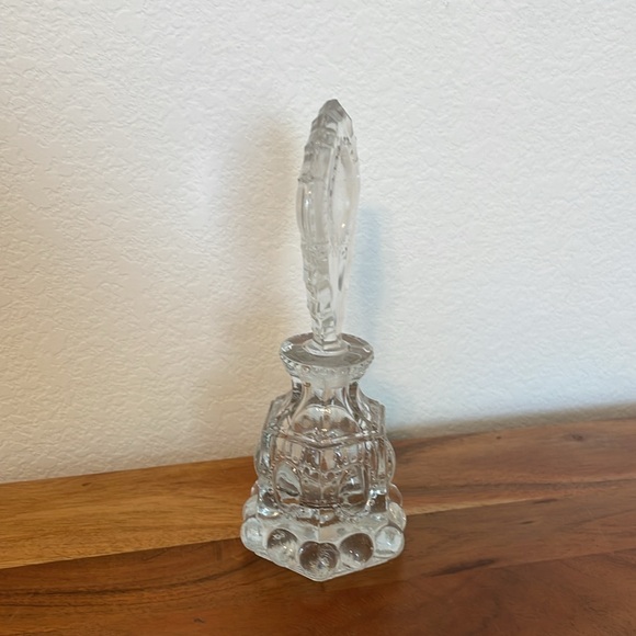 Vintage L.E. Smith Glass Perfume Bottle - Picture 4 of 4